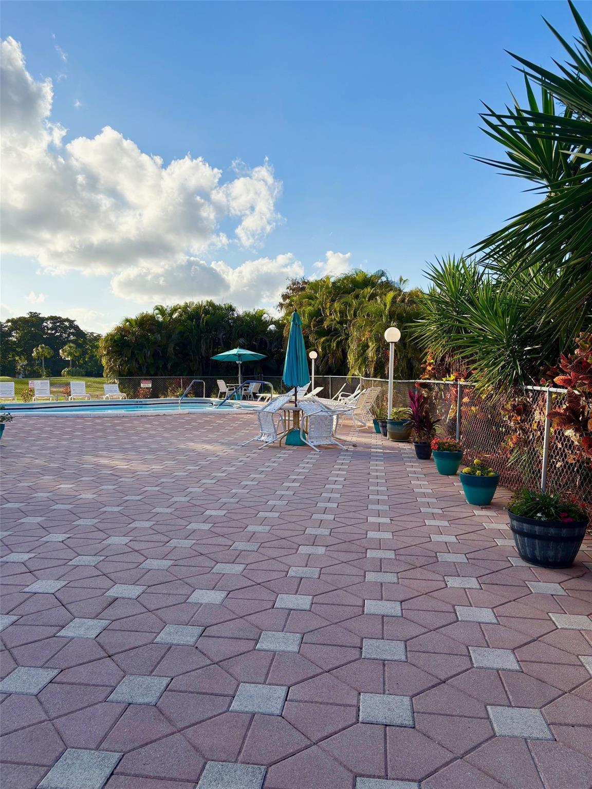 Oriole Golf & Tennis TWO - Residential