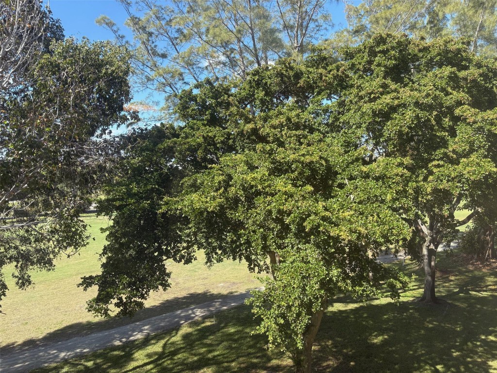 Oriole Golf & Tennis TWO - Residential