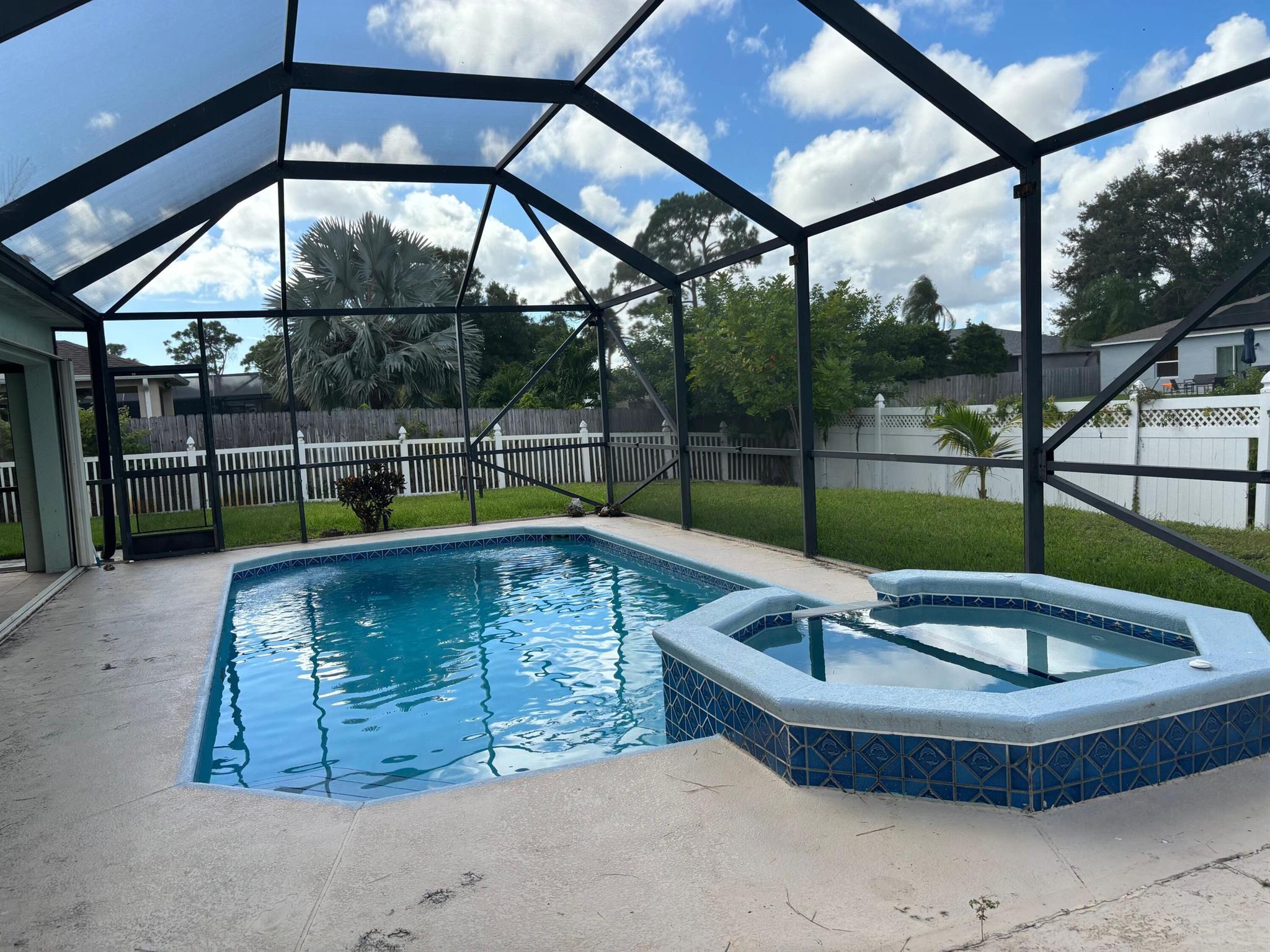 PORT ST LUCIE SECTION 3 - Residential