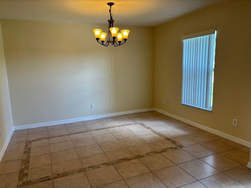 PORT ST LUCIE SECTION 3 - Residential