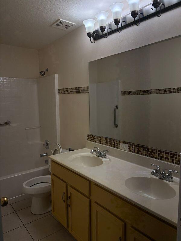 PORT ST LUCIE SECTION 3 - Residential