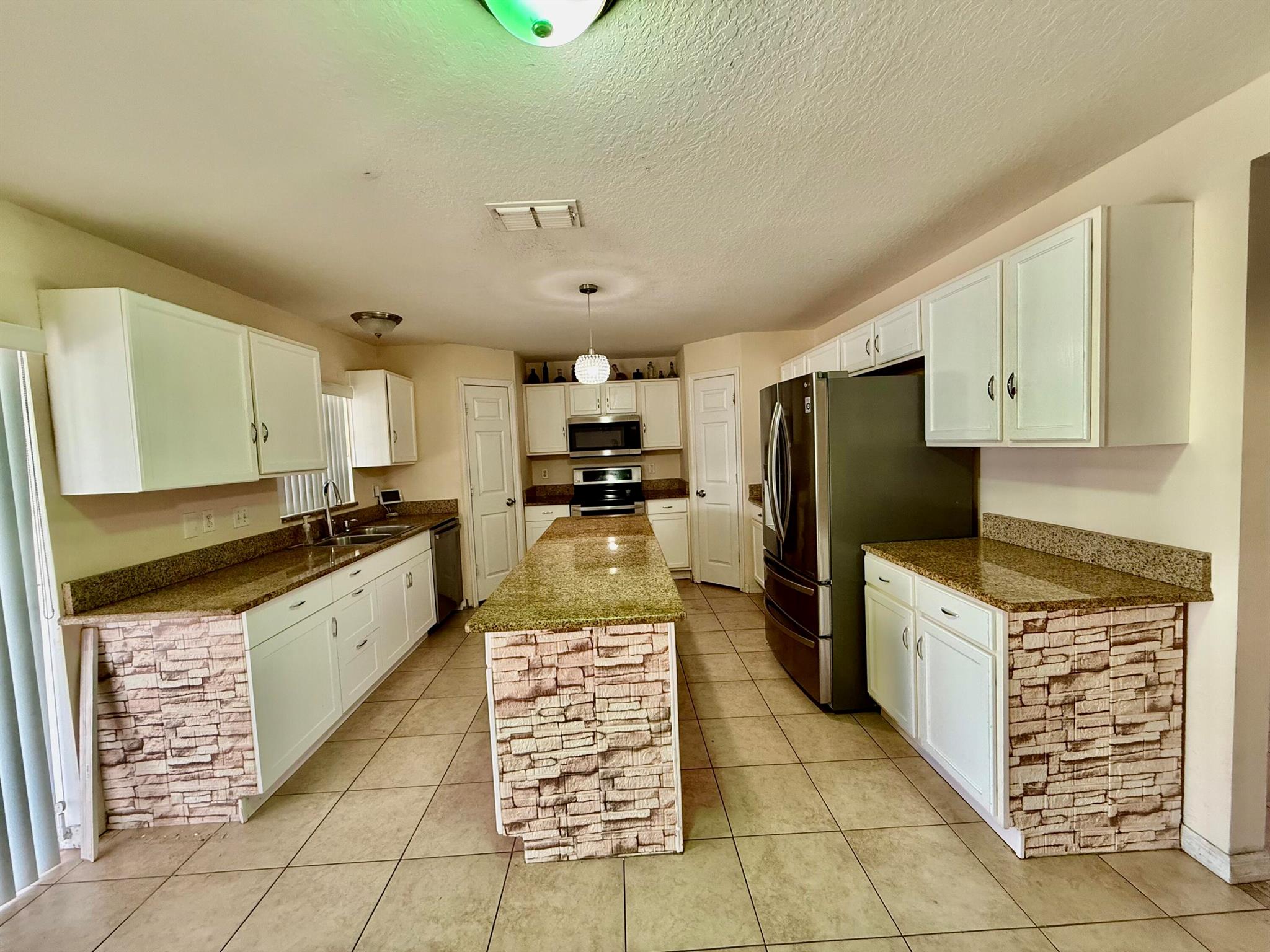 PORT ST LUCIE SECTION 3 - Residential