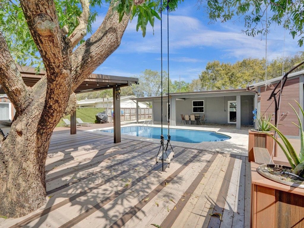 Photo of 545 NW 46th Avenue, Plantation, FL 33317 (MLS # F10474070)