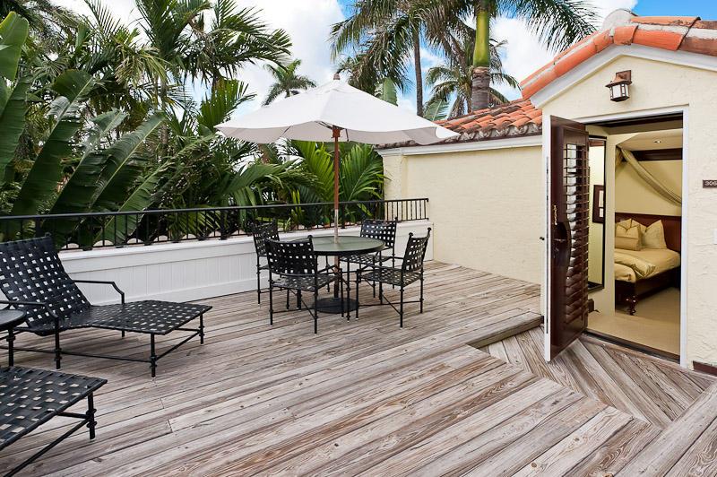 301 Australian Avenue 306
