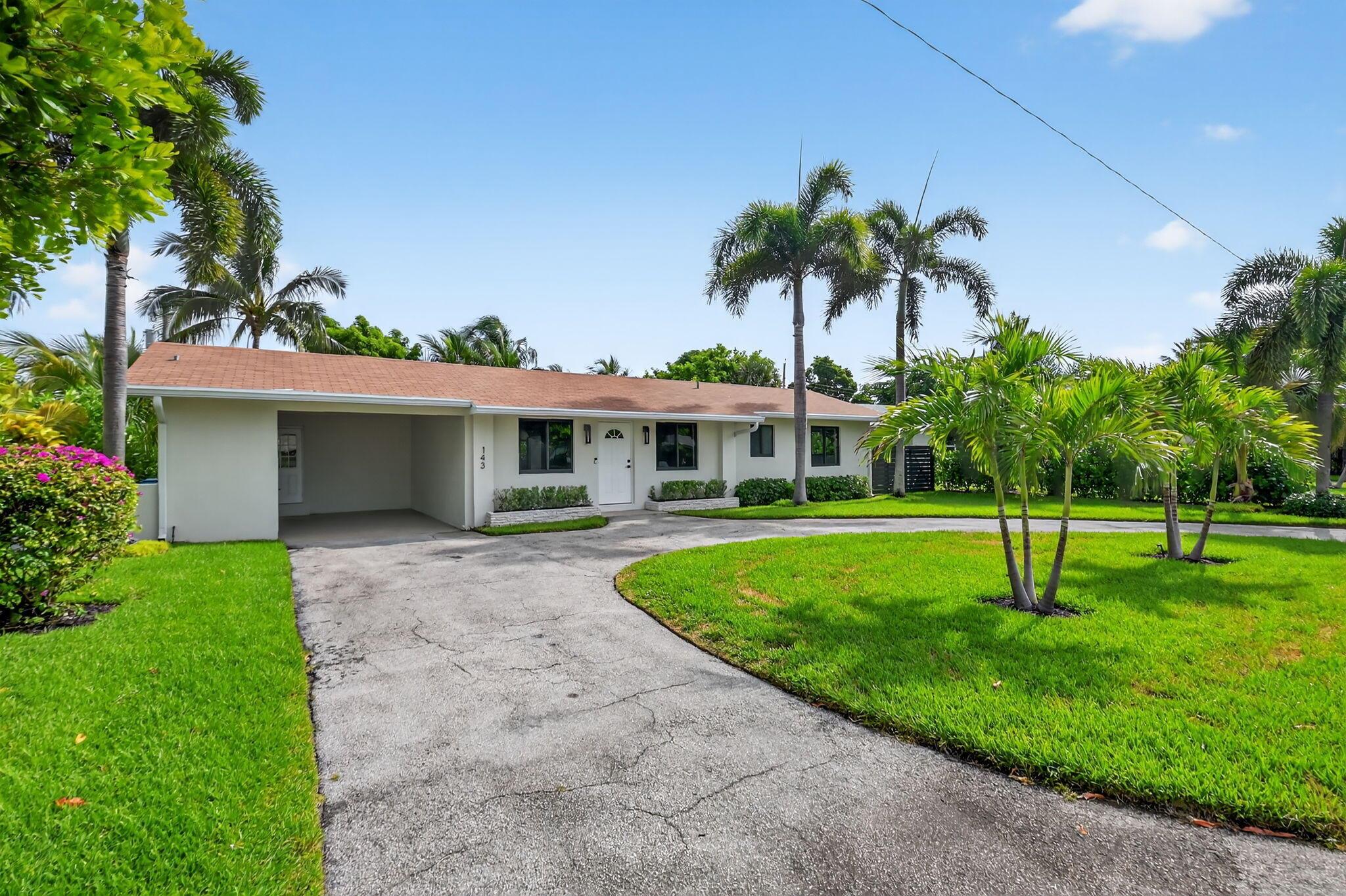 143 SE 27th Way