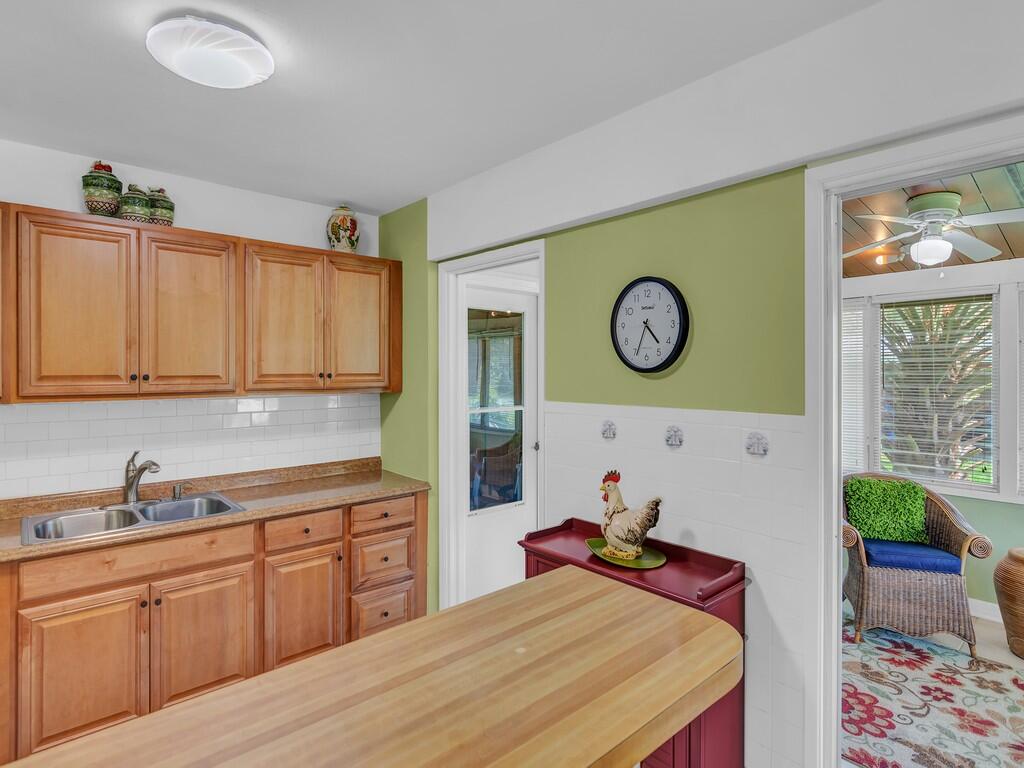 TROPICOLONY INC NO 4 - Residential