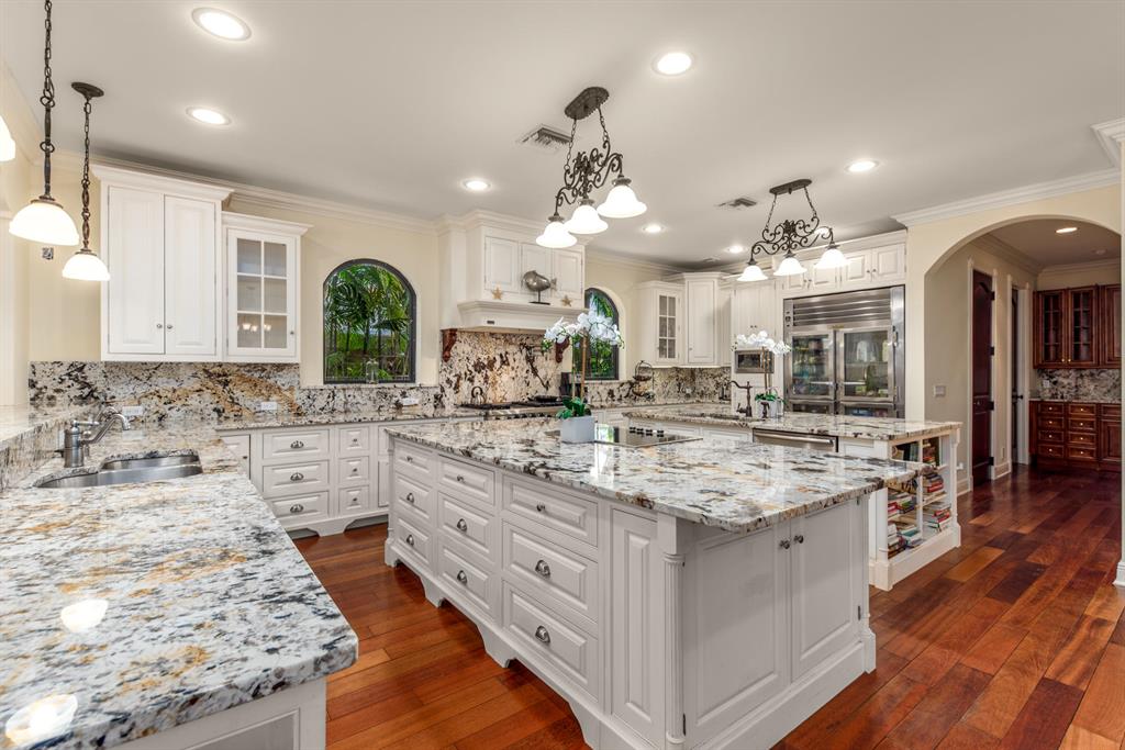 JUPITER INLET BEACH COLON - Residential