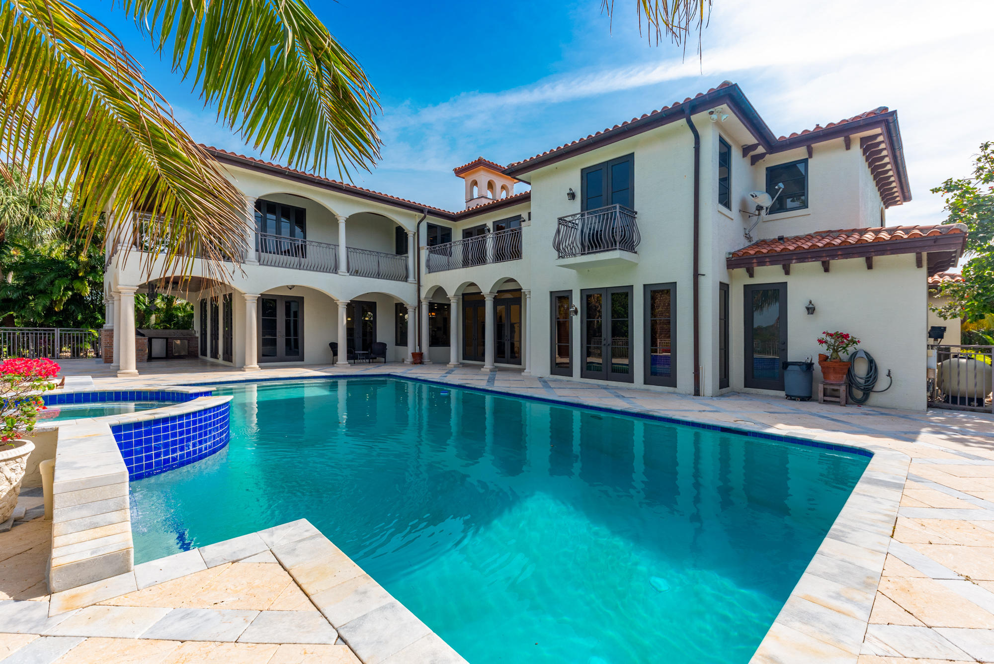 JUPITER INLET BEACH COLONY - Residential