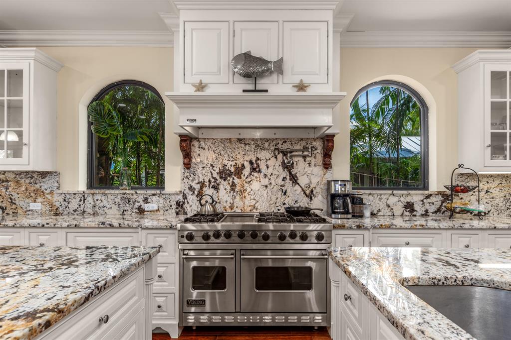 JUPITER INLET BEACH COLON - Residential