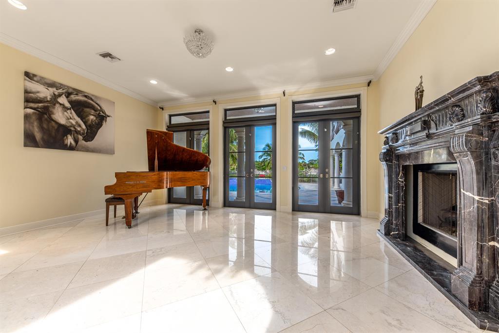 JUPITER INLET BEACH COLON - Residential