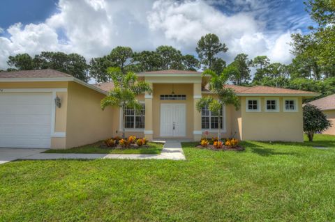 A home in Port St Lucie