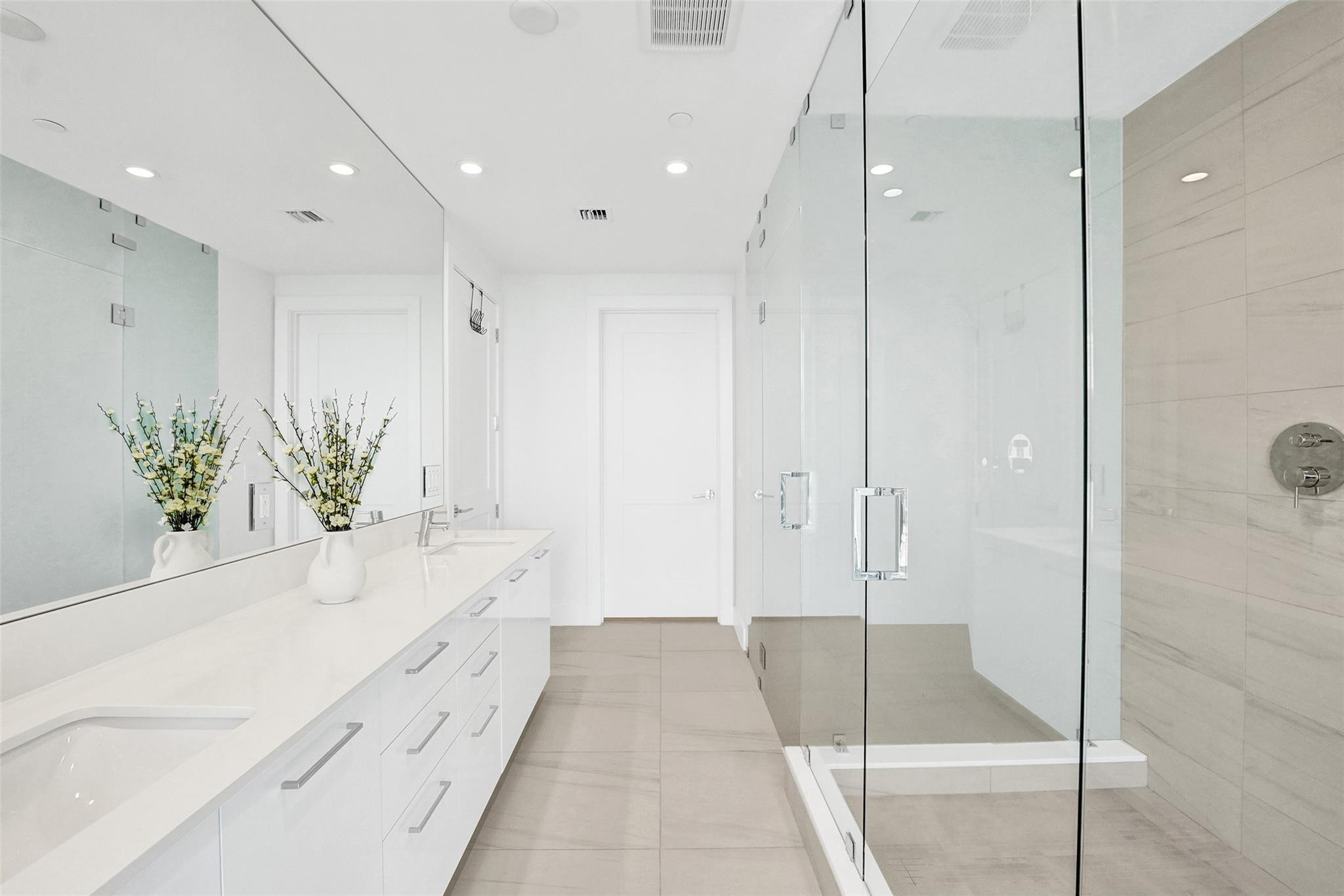 The Selene Residences - Residential