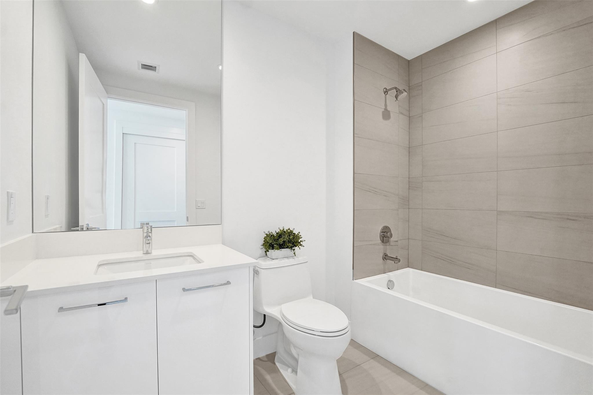 The Selene Residences - Residential