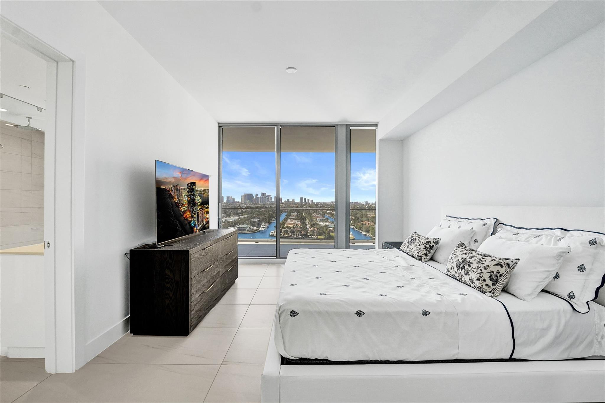 The Selene Residences - Residential