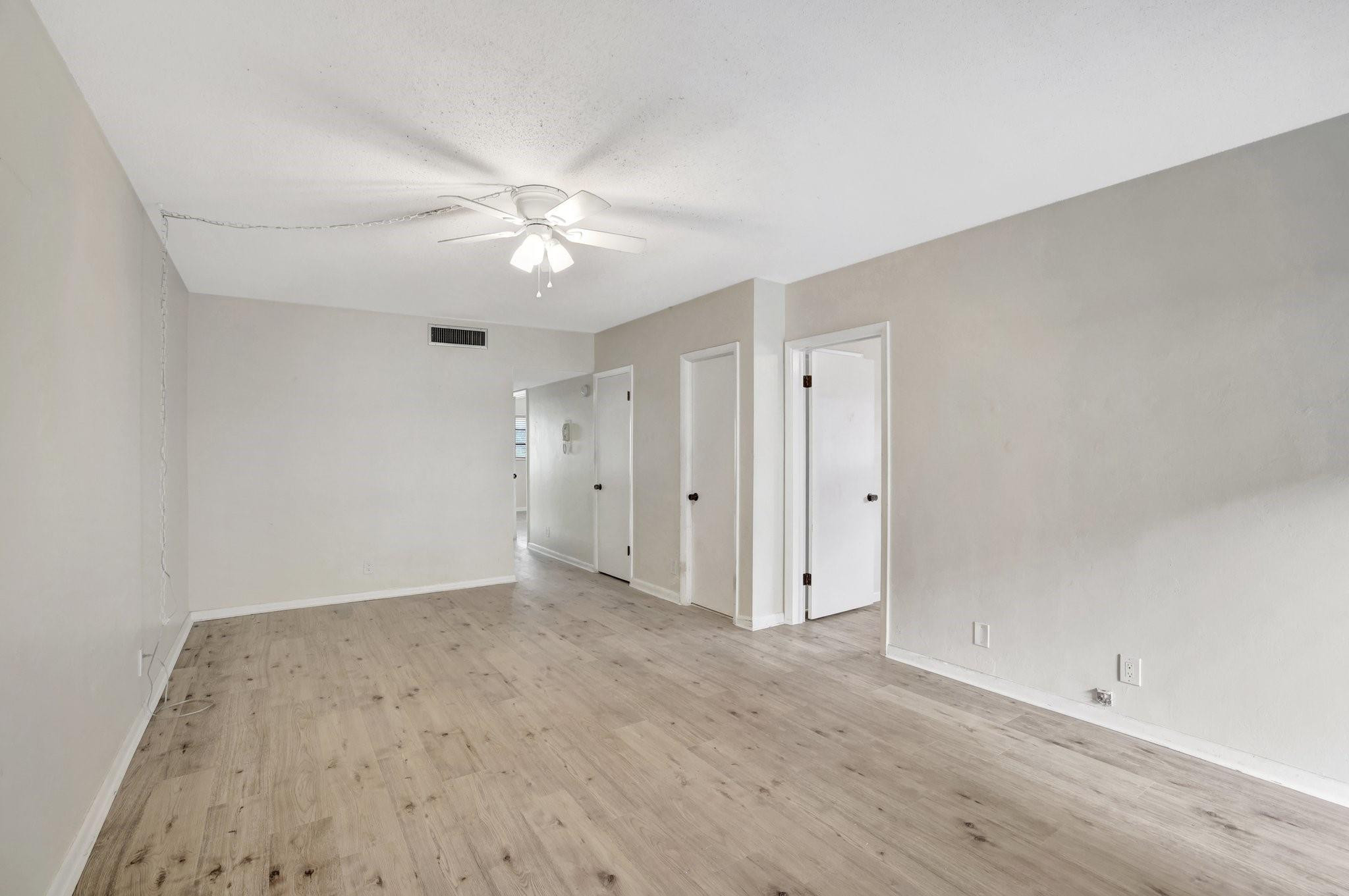 917 NE 16th Avenue 7