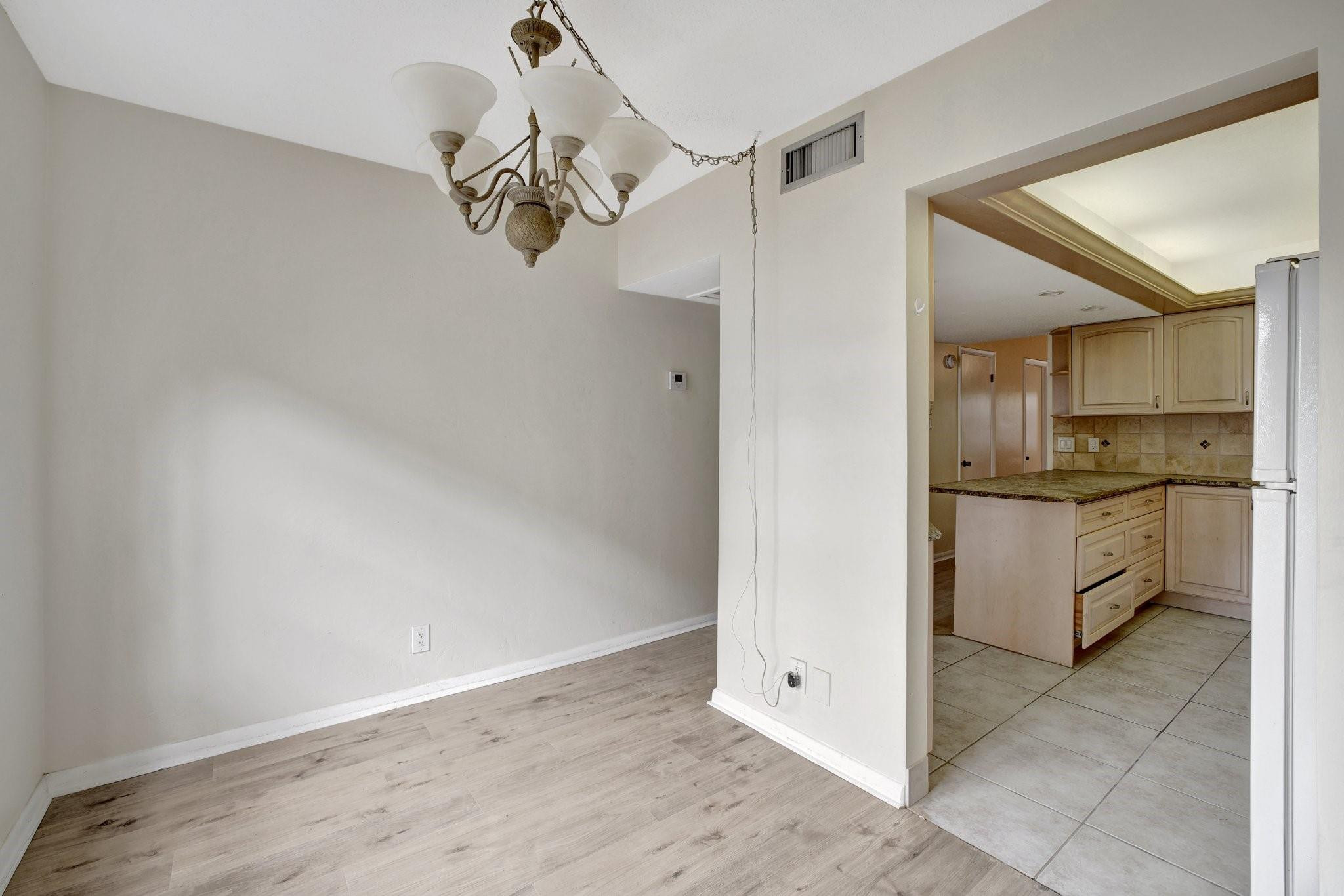 917 NE 16th Avenue 7