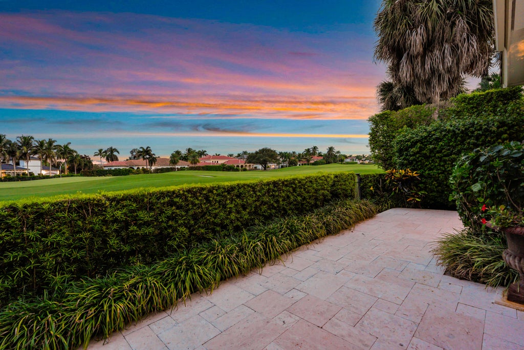Photo of 540 Les Jardin Drive, Palm Beach Gardens, FL 33410 (MLS # B26074326)