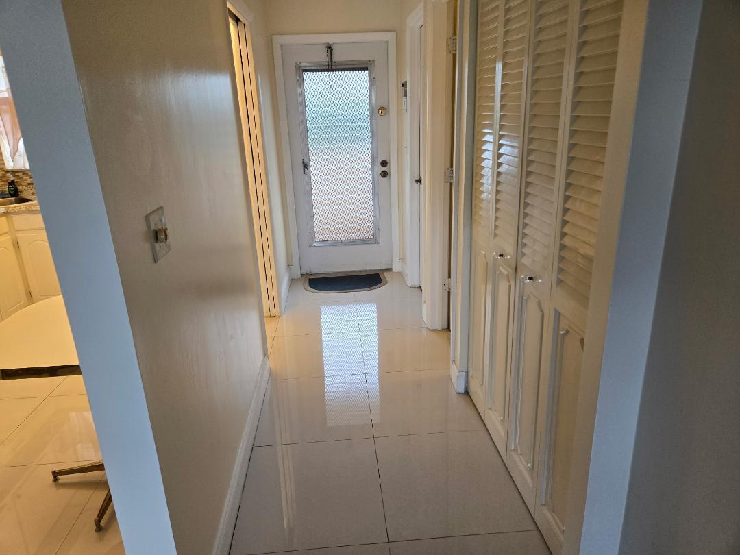 Hollybrook Golf & - Residential Lease