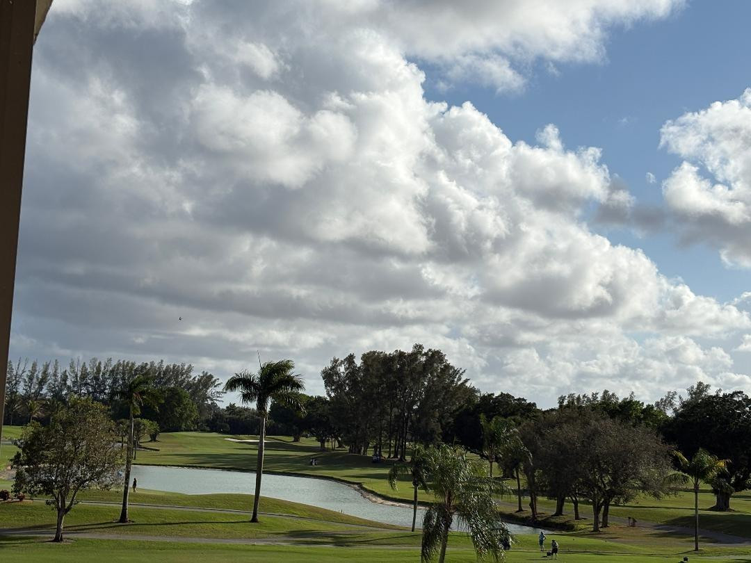 Hollybrook Golf & - Residential Lease