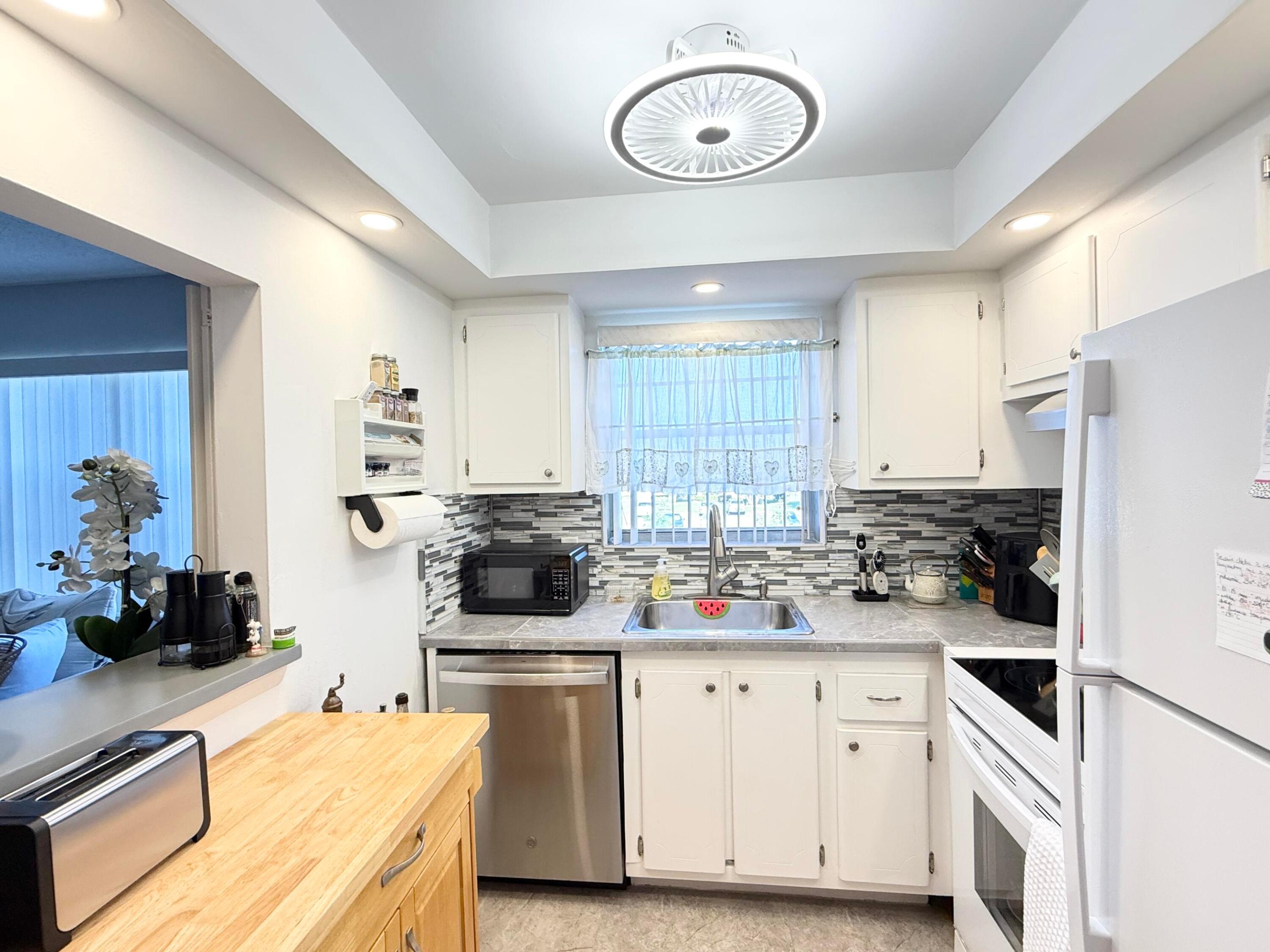 Canterbury Condo A-K - Residential