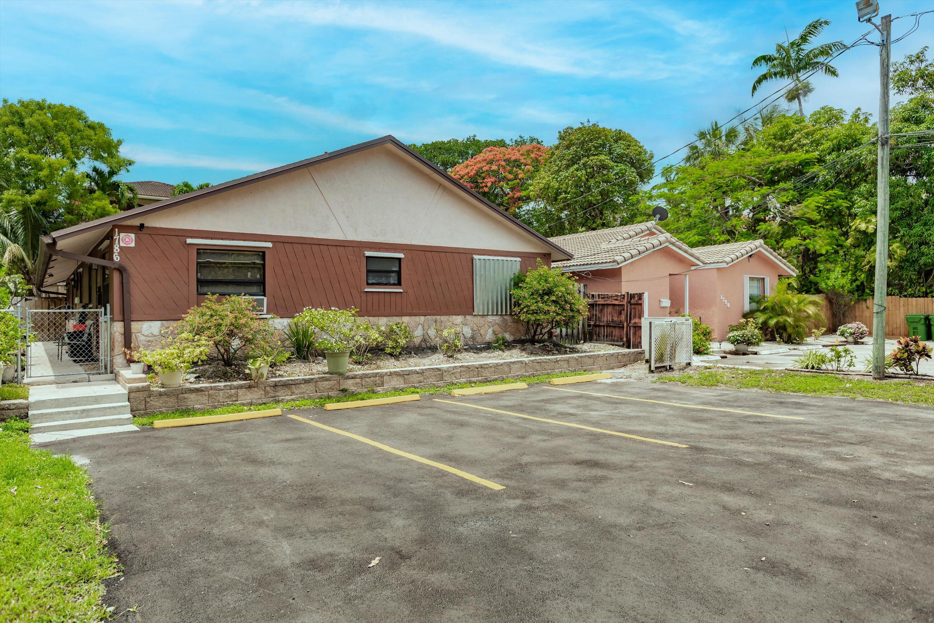 OSCEOLA PARK - Residential Lease