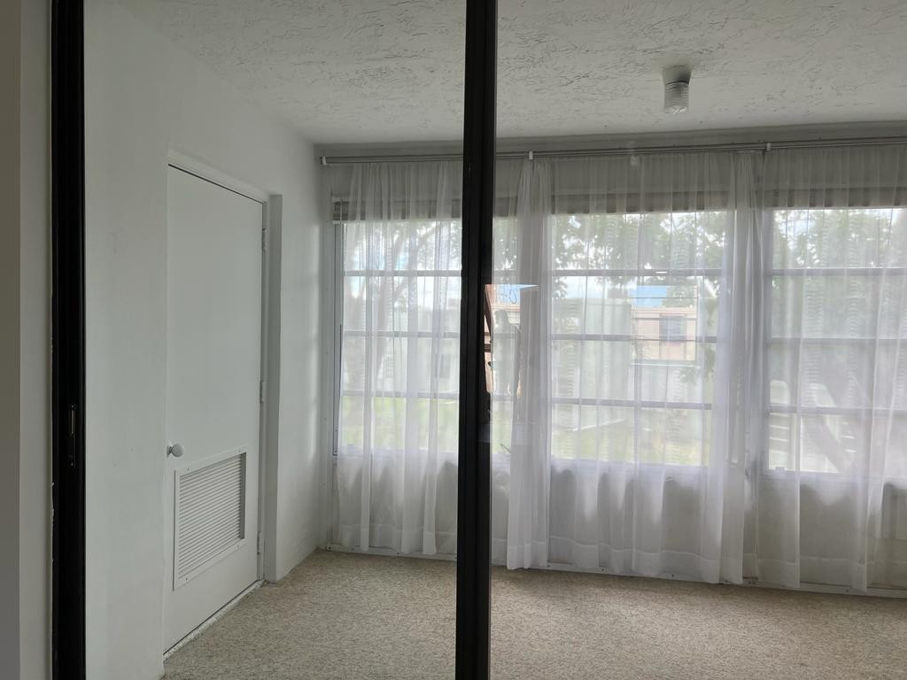 PALM SPRINGS 3 - Residential