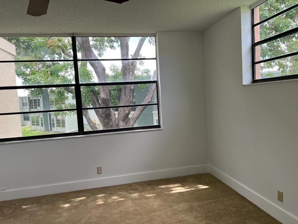 PALM SPRINGS 3 - Residential