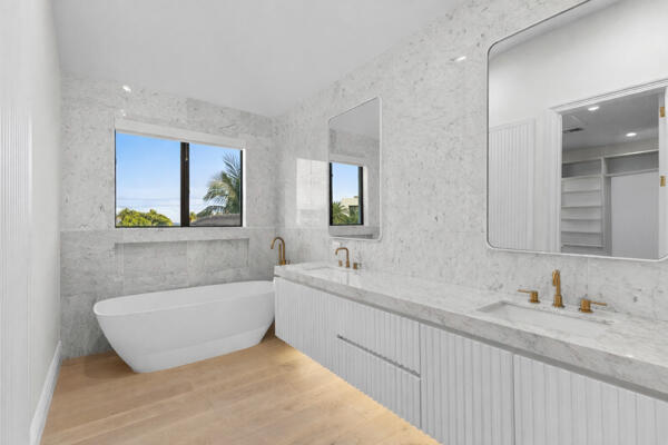 POINT MANALAPAN 1 - Residential