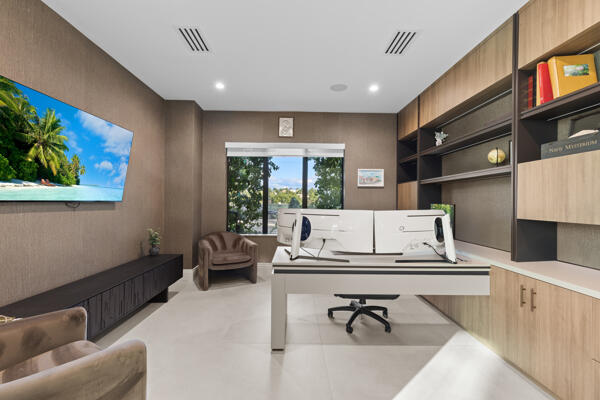 POINT MANALAPAN 1 - Residential