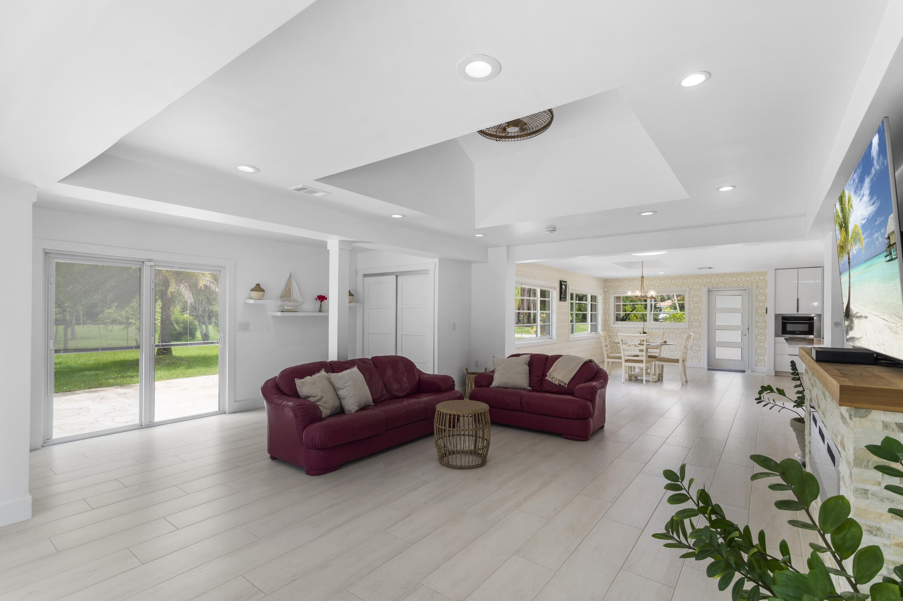 Plam Beach Farms - Residential Lease