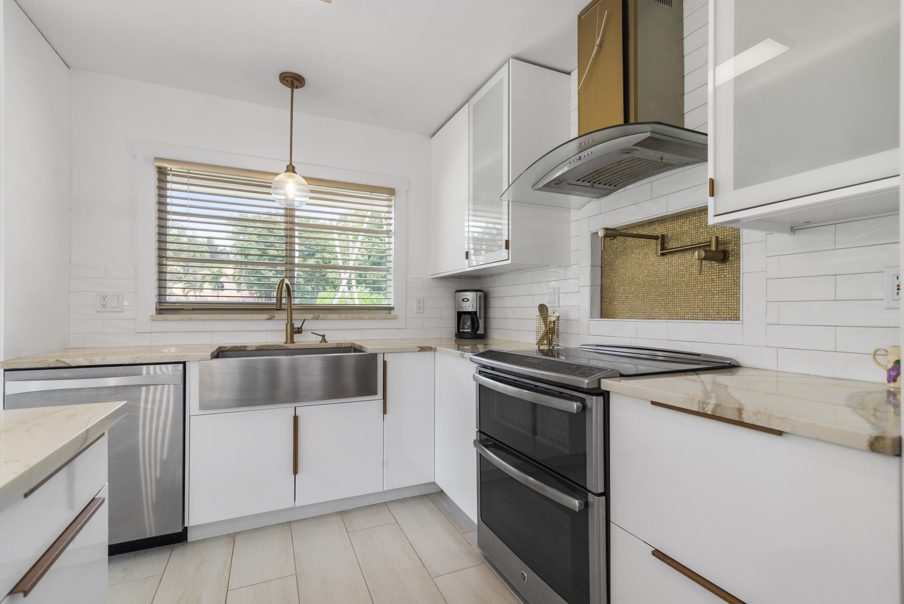 Plam Beach Farms - Residential Lease