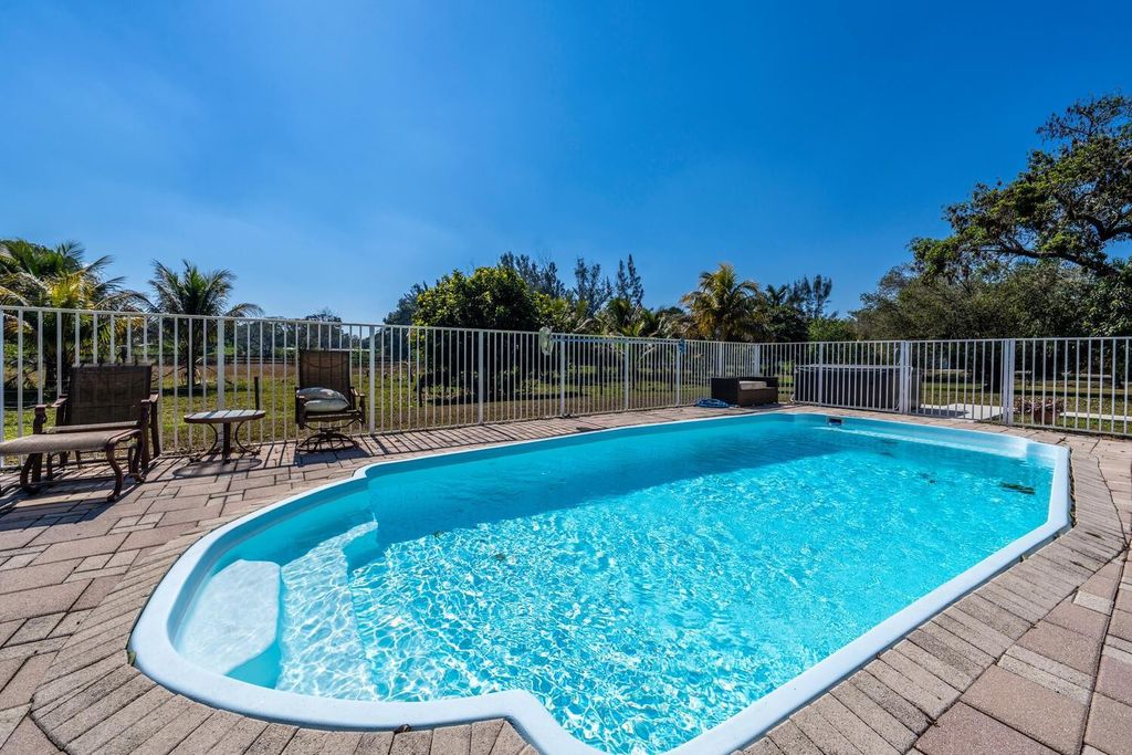 Photo of 1710 SW 142nd Avenue, Davie, FL 33325 (MLS # F10550916)