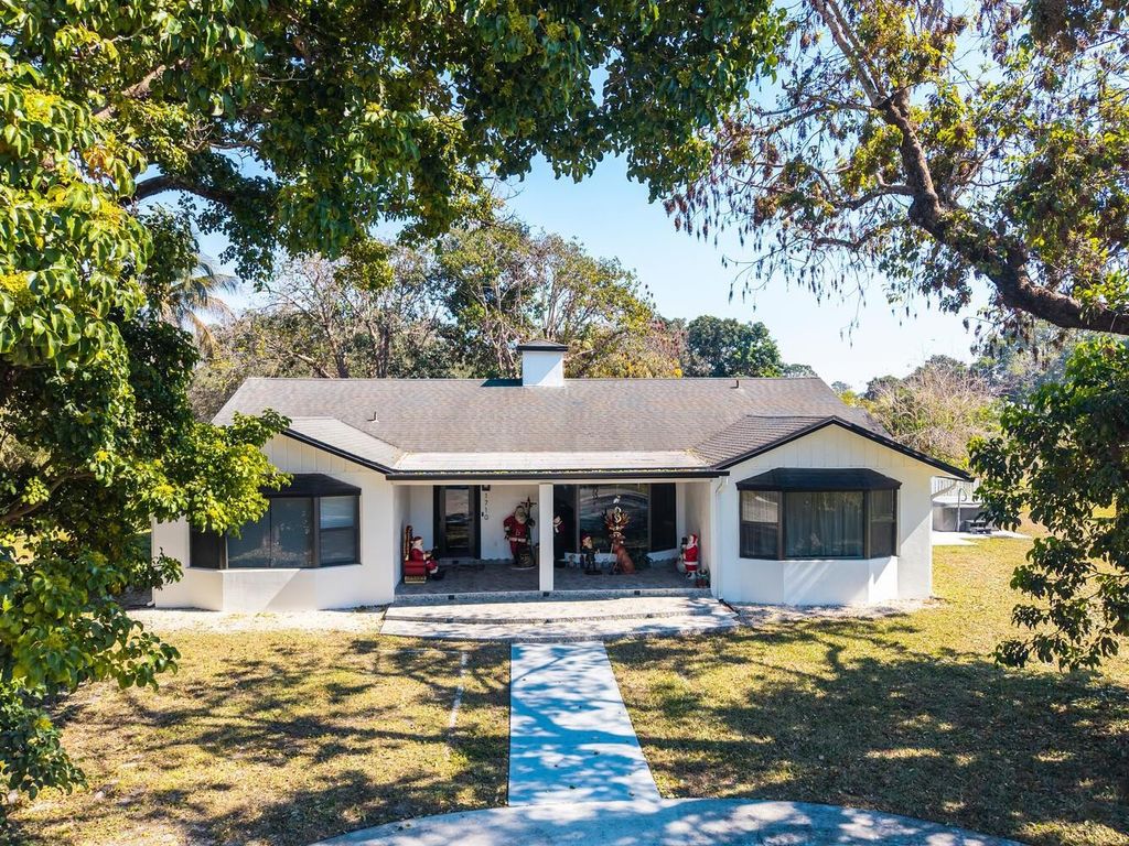 Photo of 1710 SW 142nd Avenue, Davie, FL 33325 (MLS # F10550916)