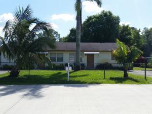 Location, Location!Updated, Super clean corner unit. Renovated kitchen and bath. Tile through out entire unit. Freshly painted. Large covered patio with a huge side yard. Completely fenced. Unit has its own washer & dryer. Shows very nice.Ceiling fans in bedrooms and lawn care is included. Pets are welcome, $250 non refundable deposit.Close to shopping, restaurants, schools & I95.