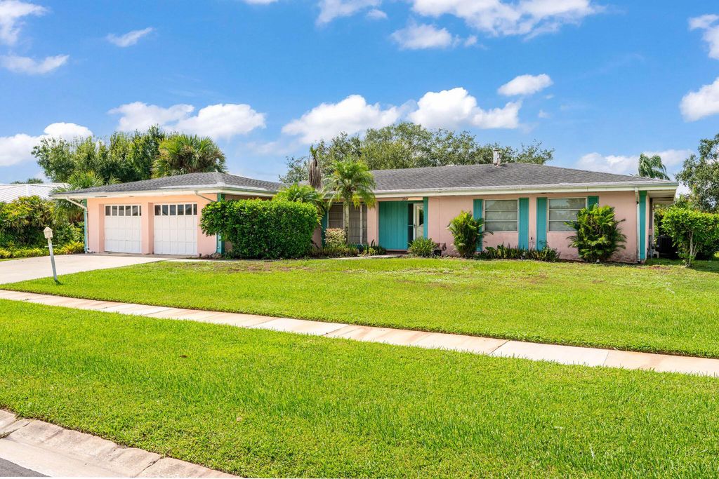 Photo of 2967 SE San Jeronimo Road, Port Saint Lucie, FL 34952 (MLS # R11113090)