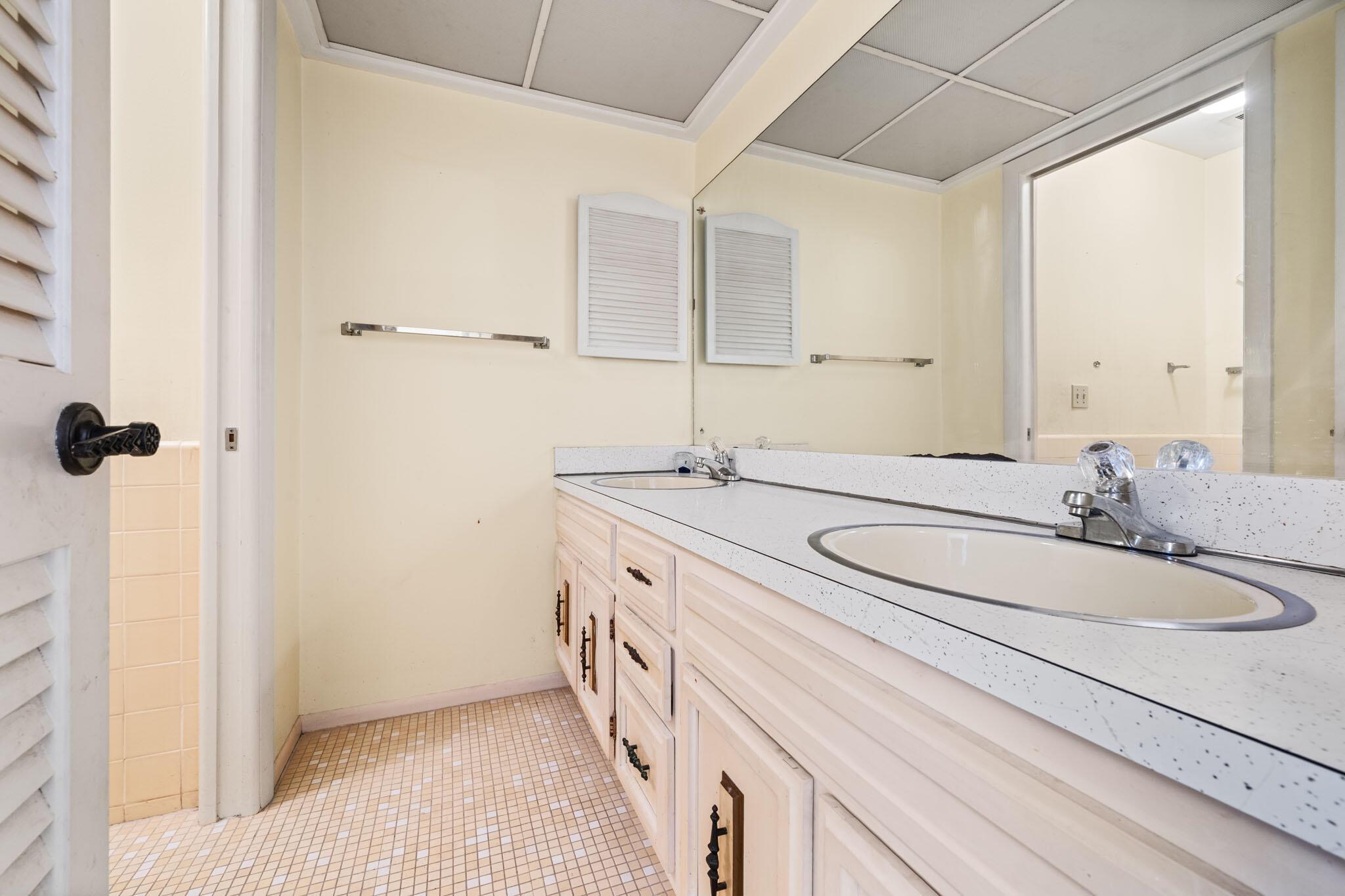 SOUTH PORT ST LUCIE UNIT - Residential