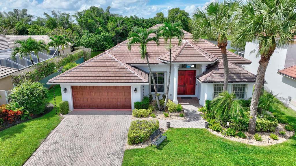 Photo of 1651 Lakefield N Court, Wellington, FL 33414 (MLS # B26054316)