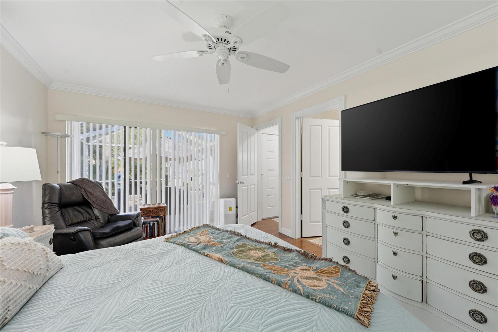 Oaks Sun Terrace 03 - Residential