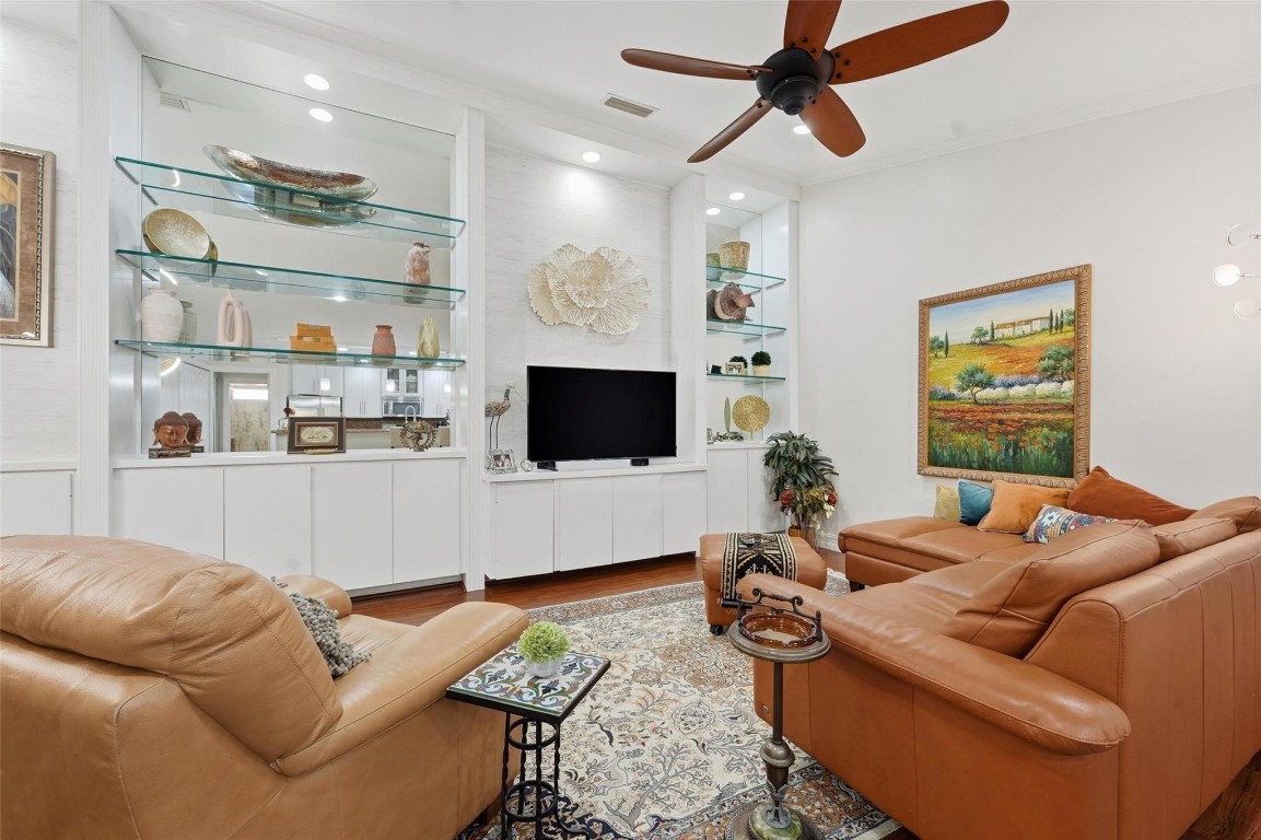 Oaks Sun Terrace 03 - Residential