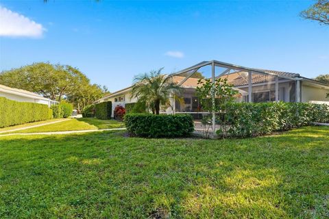 Photo of 8701 Chapman Oak Court, Palm Beach Gardens, FL 33410 (MLS # F10542706)