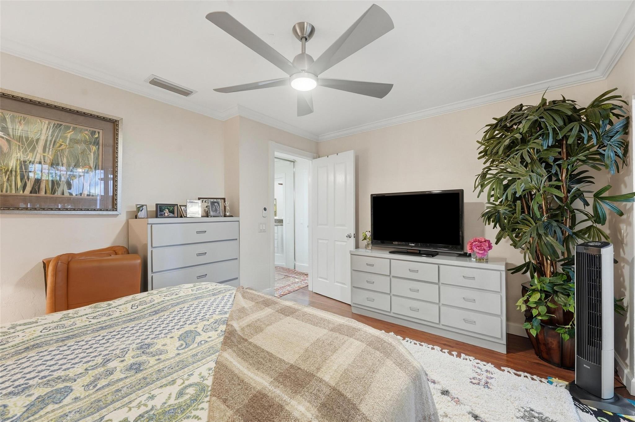 Oaks Sun Terrace 03 - Residential