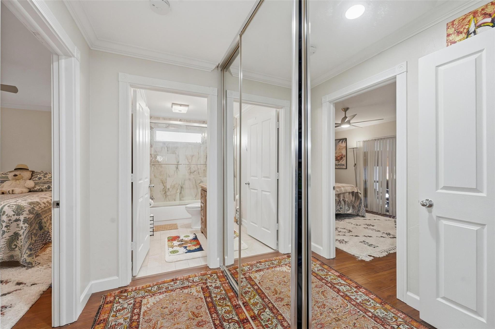 Oaks Sun Terrace 03 - Residential