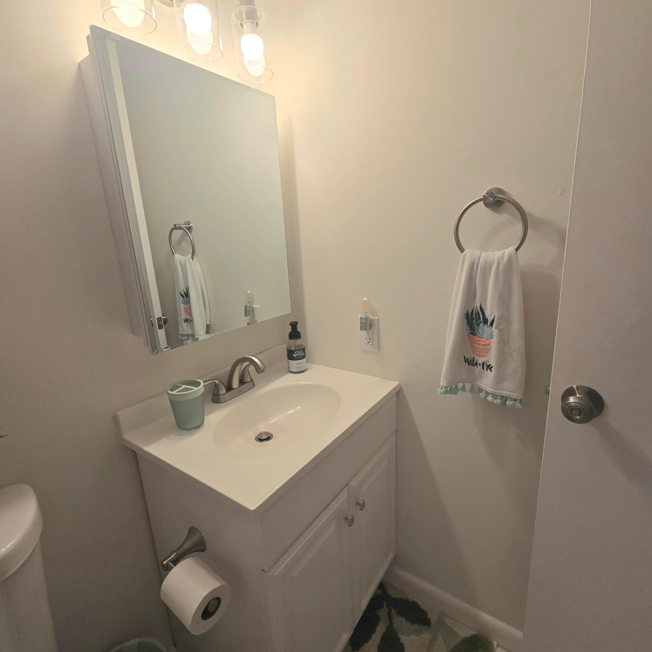 KING MOUNTAIN CONDO (AKA MONTEREY YACHT & COUNTRY - Residential