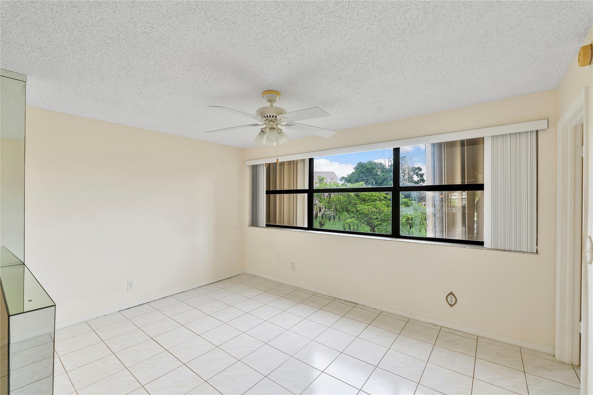 2606 NW 104TH AVE 208
