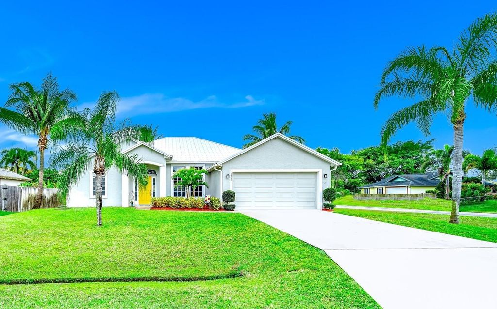 Photo of 1825 SE Camilo Street, Port Saint Lucie, FL 34952 (MLS # R10965524)