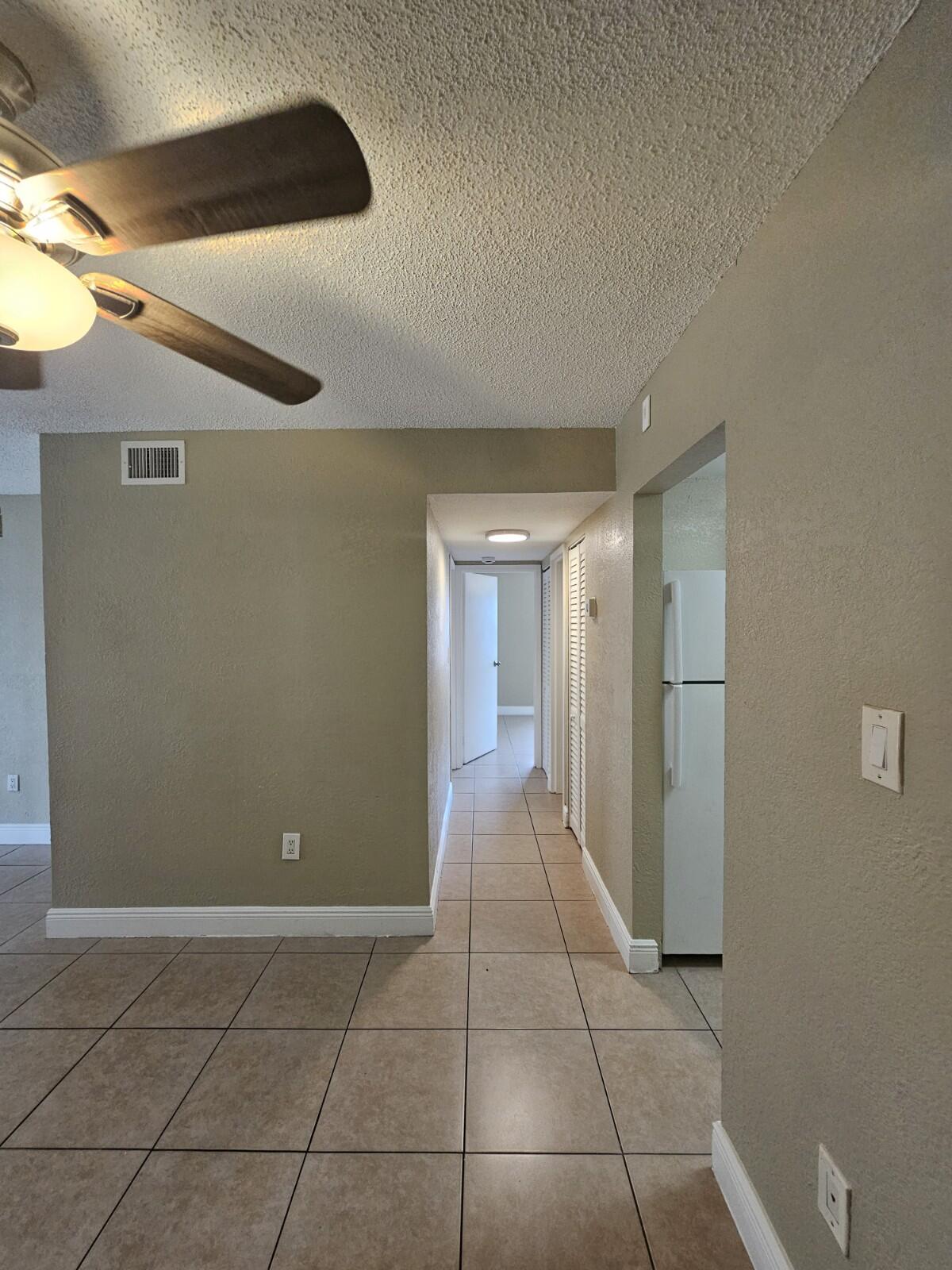 4324 NW 9th Avenue 6-1c