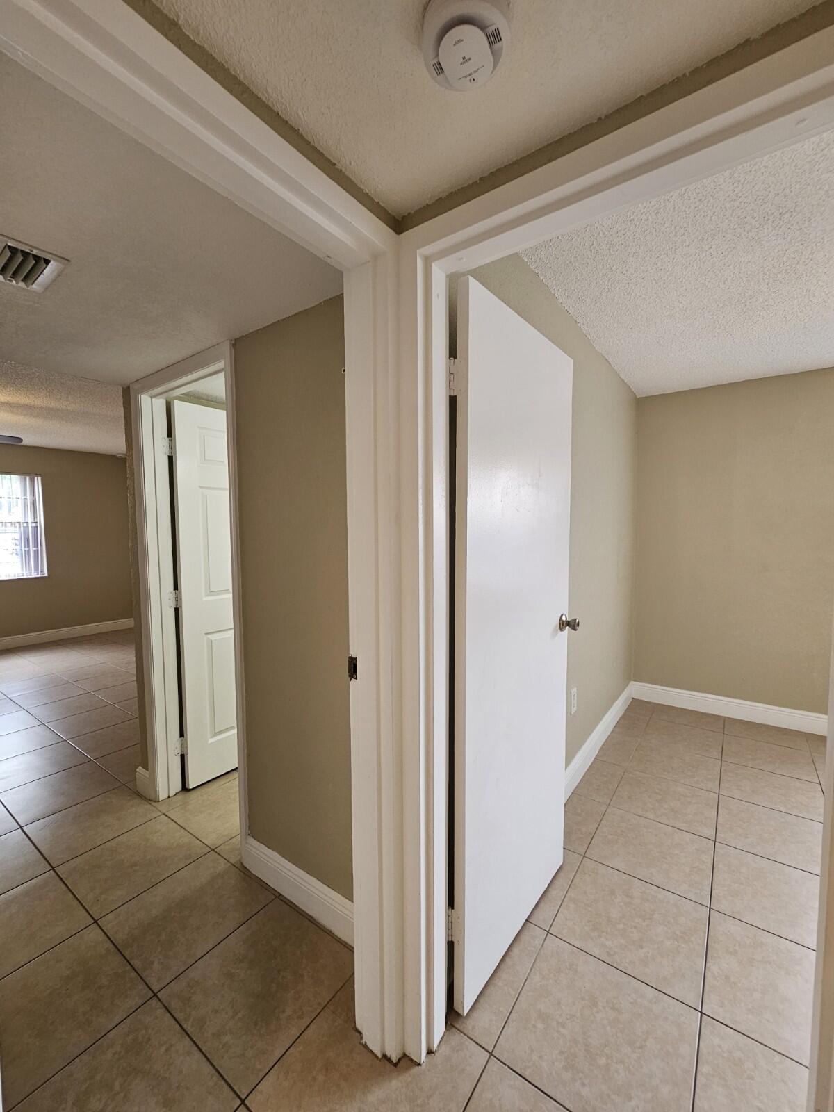 HERITAGE CIRCLE CONDO - Residential