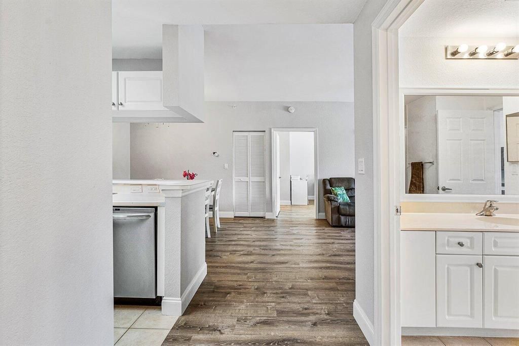 Photo of 2806 Veronia Drive #202, Palm Beach Gardens, FL 33410 (MLS # R10880083)