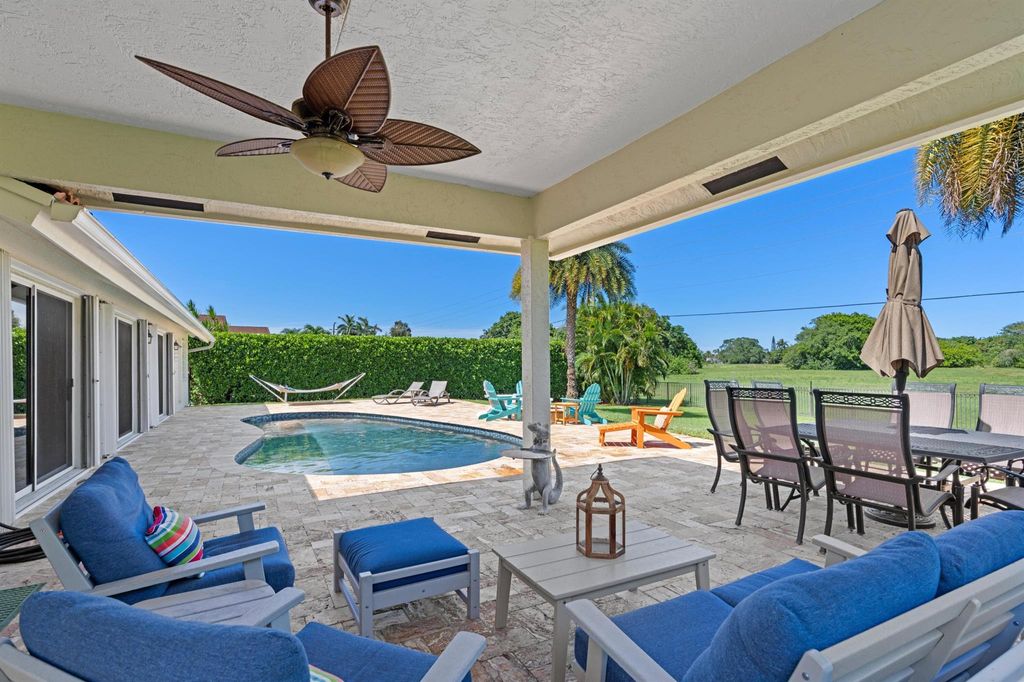 Photo of 7598 Fairway Trail, Boca Raton, FL 33487 (MLS # R11110207)