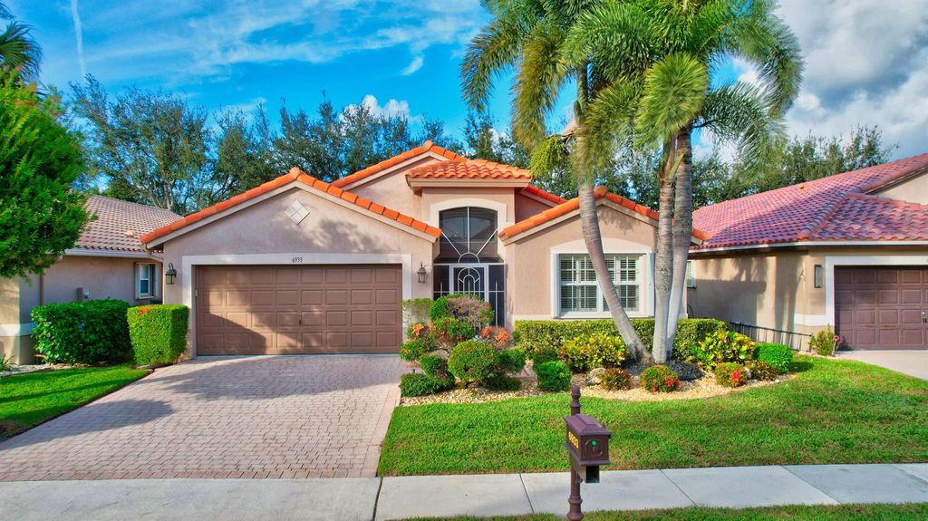 Photo of 6933 Castlemaine Avenue, Boynton Beach, FL 33437 (MLS # R10940056)